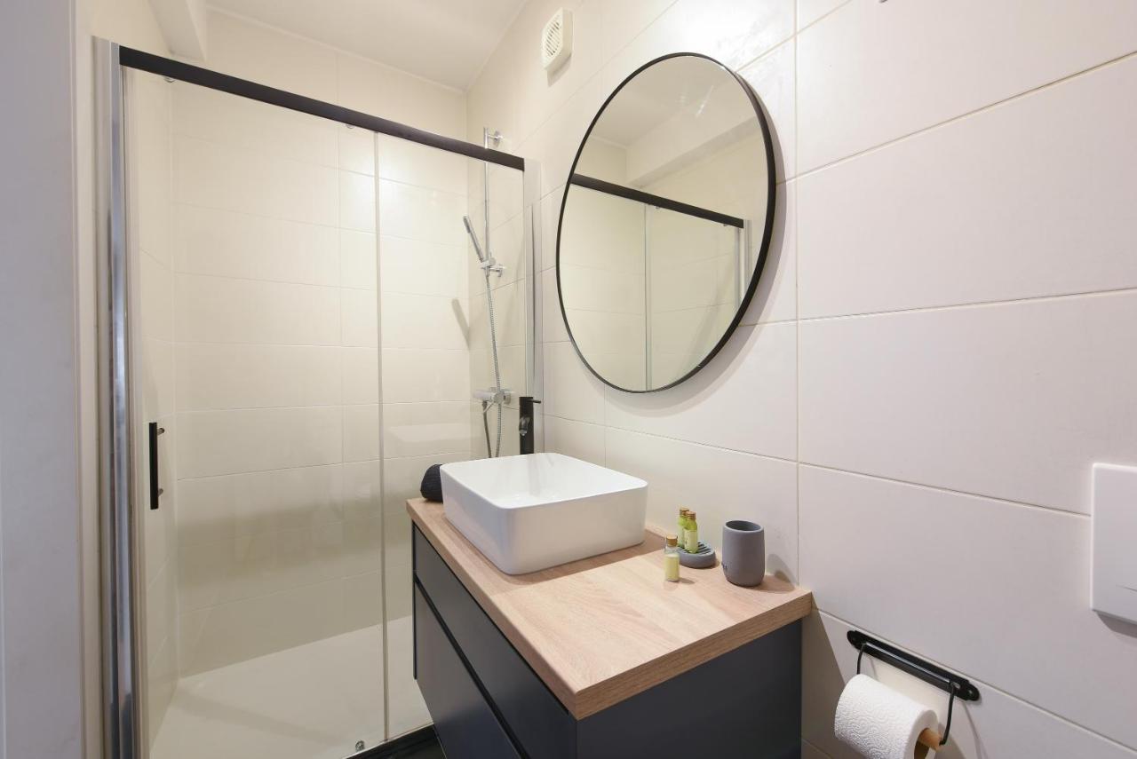 L&R Luxury Apartment- Free Parking Zadar Buitenkant foto