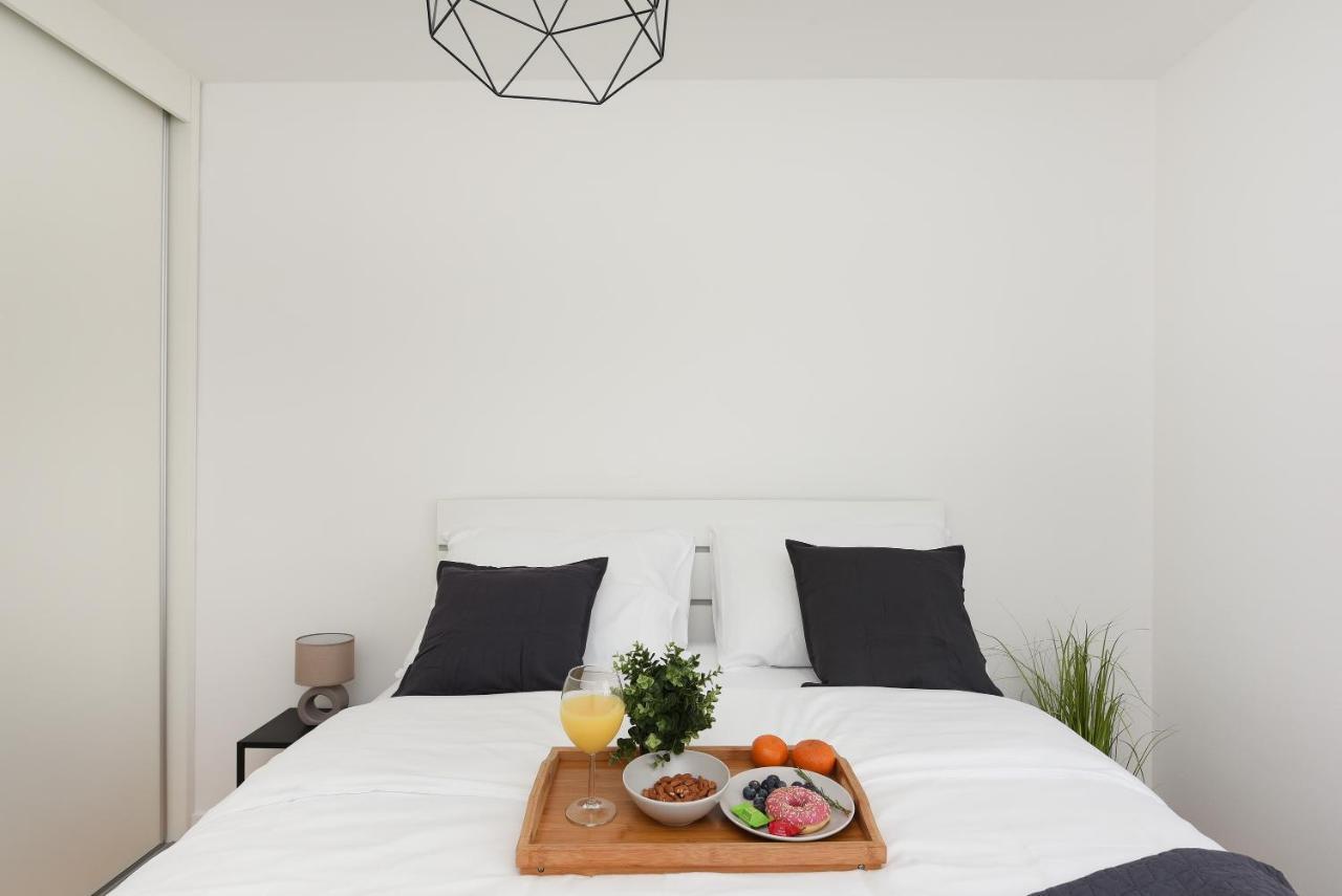 L&R Luxury Apartment- Free Parking Zadar Buitenkant foto